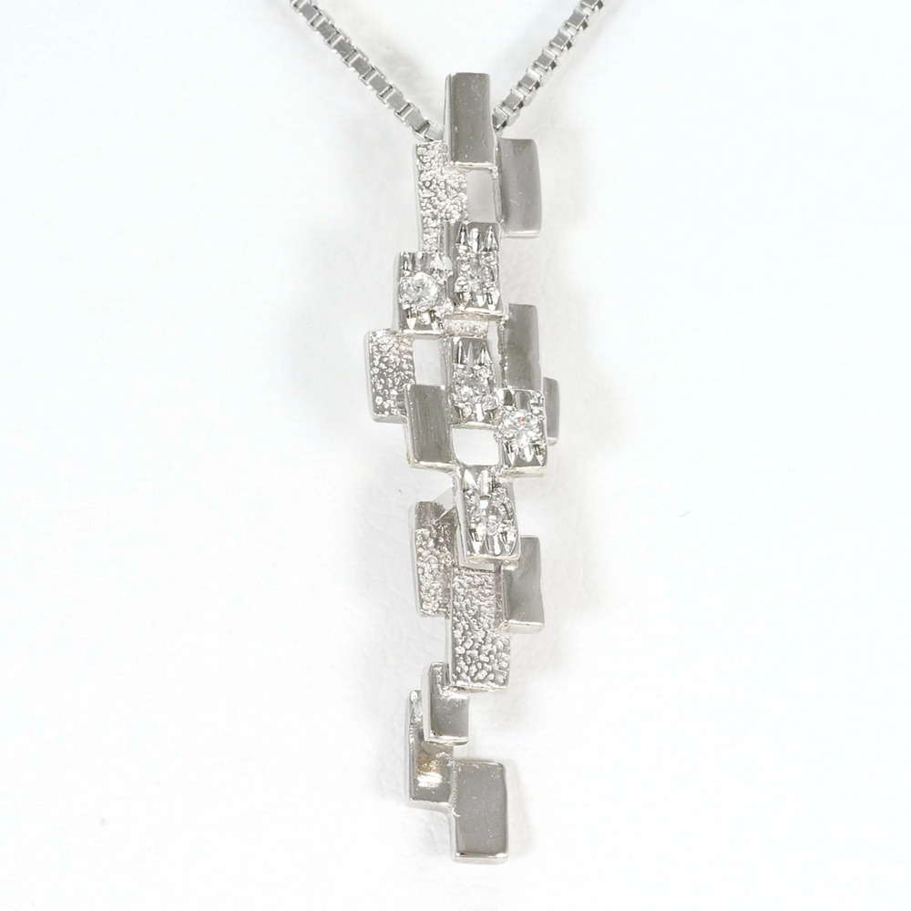 PT900 Platinum / PT850 Necklace with Diamond (no carat marking), Certificate ...
